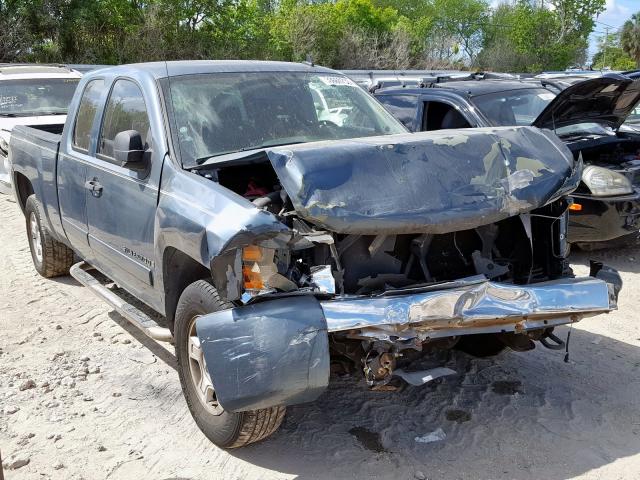 2GCEC19C371702229 - 2007 CHEVROLET SILVERADO C1500  photo 1