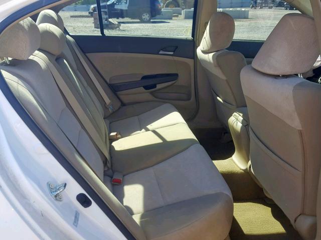 1HGCP26398A009793 - 2008 HONDA ACCORD WHITE photo 6