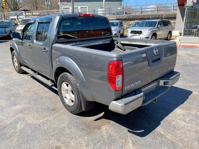 1N6AD07W66C471349 - 2006 NISSAN FRONTIER C GRAY photo 2