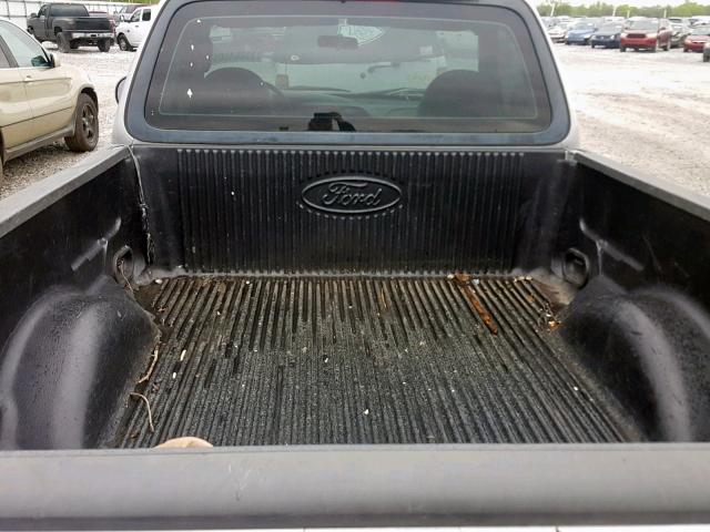 2FTRF17244CA25243 - 2004 FORD F-150 HERI SILVER photo 6