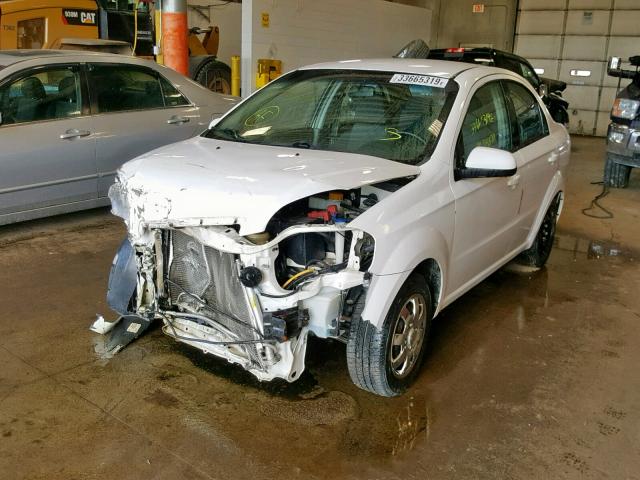 KL1TD5DE6AB110648 - 2010 CHEVROLET AVEO LS WHITE photo 2