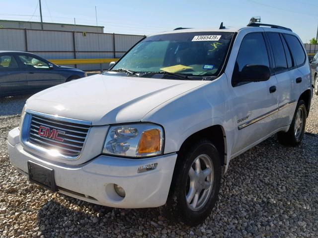 1GKDT13SX62192525 - 2006 GMC ENVOY WHITE photo 2