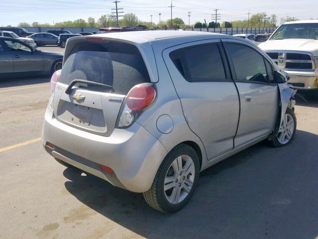 KL8CD6S94FC748136 - 2015 CHEVROLET SPARK 1LT SILVER photo 4