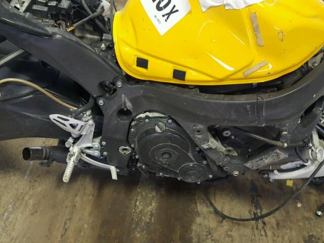 JS1GR7MA0C2102272 - 2012 SUZUKI GSX750 YELLOW photo 7