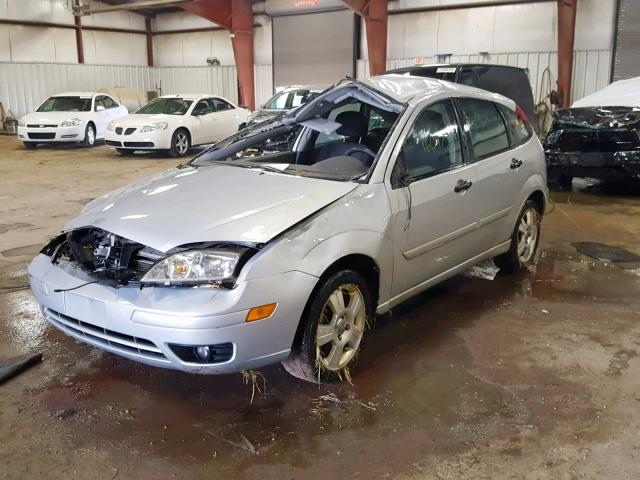 1FAHP37N67W323712 - 2007 FORD FOCUS ZX5 SILVER photo 1