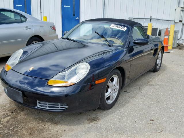 WP0CA2983XU627471 - 1999 PORSCHE BOXSTER BLACK photo 2