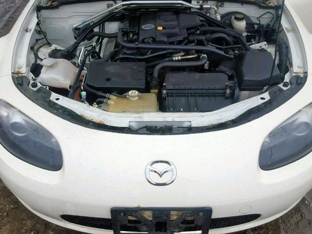 JM1NC25FX60108155 - 2006 MAZDA MX-5 MIATA WHITE photo 7