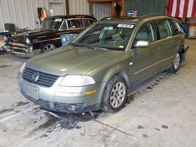 WVWVD63B13E362470 - 2003 VOLKSWAGEN PASSAT GLS GREEN photo 2