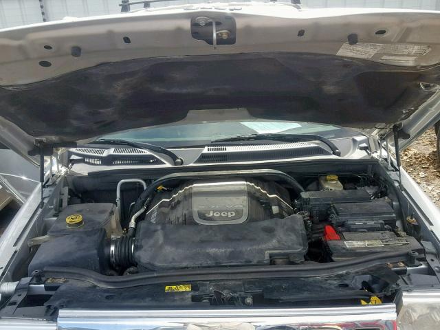 1J8HG58227C553476 - 2007 JEEP COMMANDER 银色 照片 7