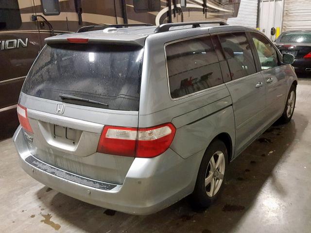 5FNRL38806B081053 - 2006 HONDA ODYSSEY TO SILVER photo 4