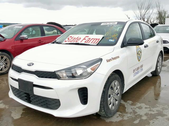 3KPA24AB3JE065570 - 2018 KIA RIO LX WHITE photo 2