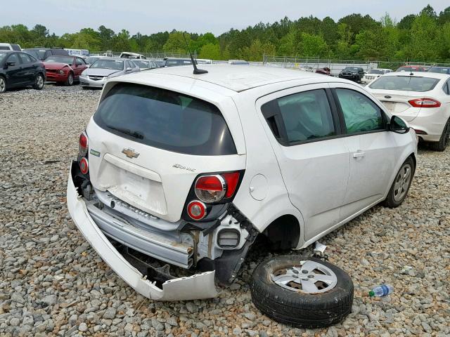 1G1JA6SH9E4198013 - 2014 CHEVROLET SONIC LS WHITE photo 4