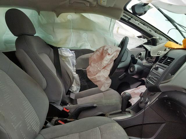 1G1JA6SH9E4198013 - 2014 CHEVROLET SONIC LS WHITE photo 5