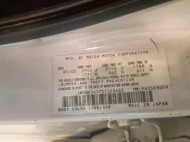 JM1BK343751326663 - 2005 MAZDA 3 HATCHBAC WHITE photo 10