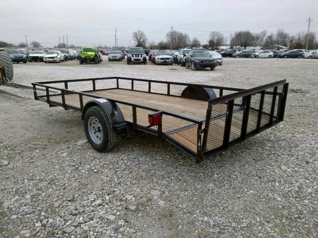 4B9BU1417JN093180 - 2018 UTILITY UTILITY BLACK photo 3