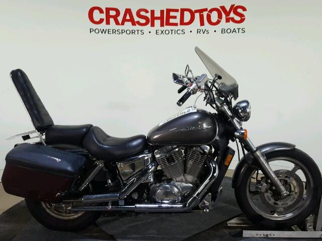 1HFSC18067A103217 - 2007 HONDA VT1100 C GRAY photo 1