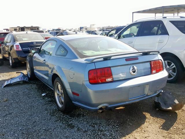 1ZVHT82H965173598 - 2006 FORD MUSTANG GT BLUE photo 3