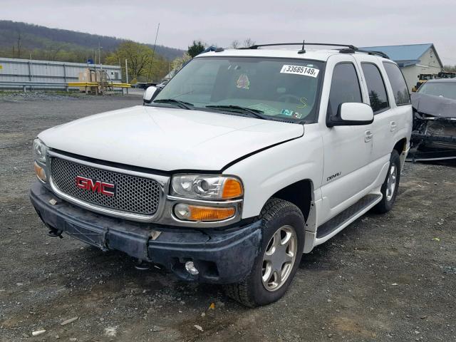 1GKEK63U24J173119 - 2004 GMC YUKON DENA WHITE photo 2