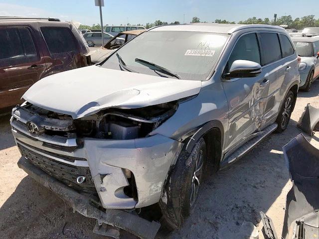 5TDKZRFH4HS519481 - 2017 TOYOTA HIGHLANDER SE  photo 2