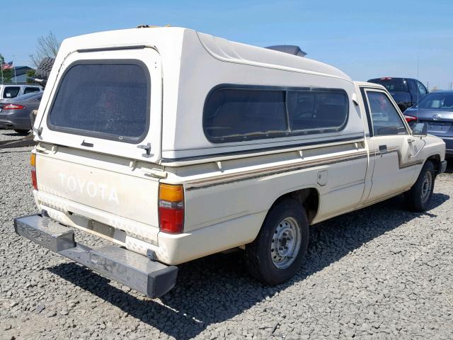 JT4RN55R9E0025953 - 1984 TOYOTA PICKUP 1/2 CREAM photo 4