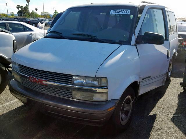 1GKDM19W5YB500825 - 2000 GMC SAFARI XT WHITE photo 2