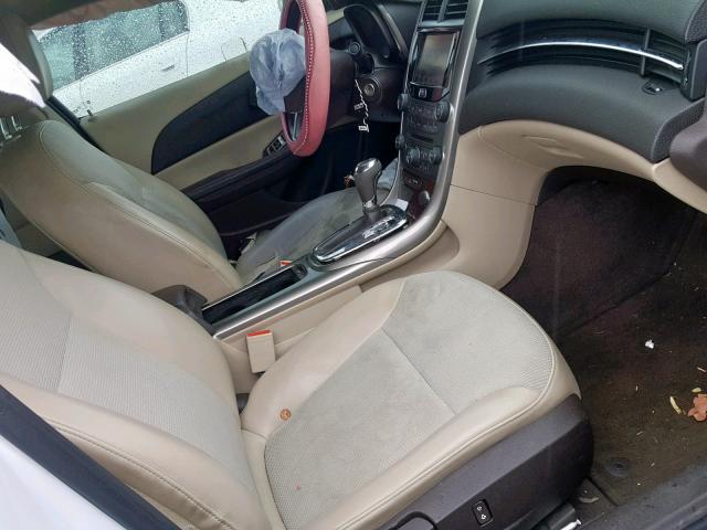 1G11D5RR0DF109898 - 2013 CHEVROLET MALIBU 1LT 白色 照片 5