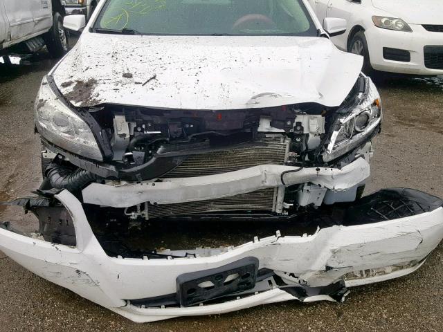 1G11D5RR0DF109898 - 2013 CHEVROLET MALIBU 1LT 白色 照片 9