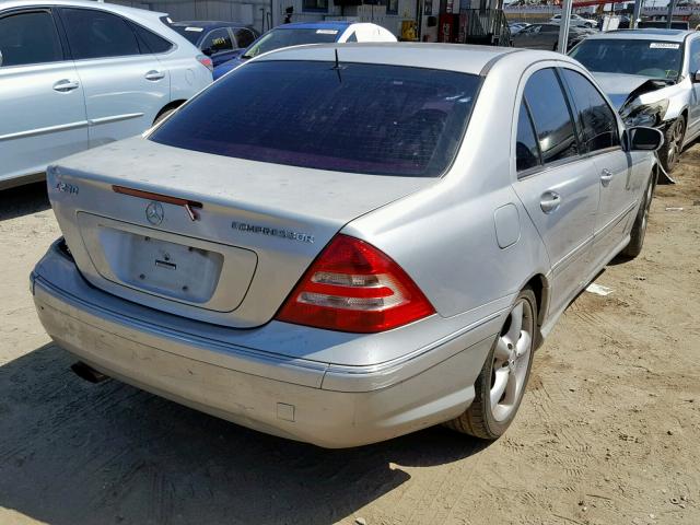 WDBRF40J05F688154 - 2005 MERCEDES-BENZ C 230K SPO SILVER photo 4