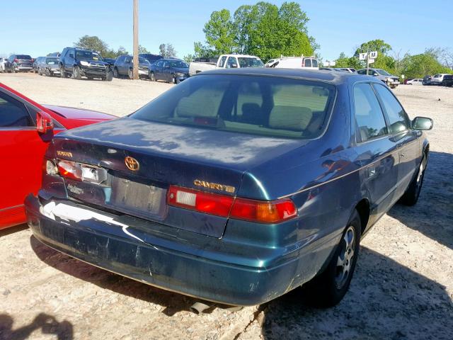 4T1BG22KXVU748054 - 1997 TOYOTA CAMRY LE A GREEN photo 4