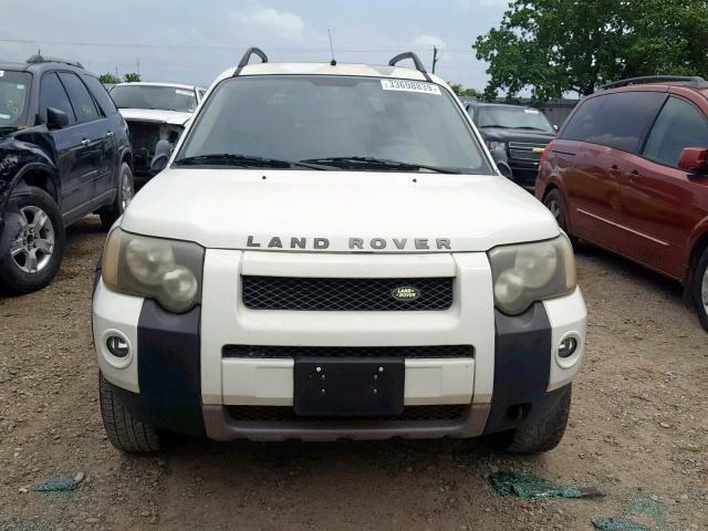 SALNY22285A449607 - 2005 LAND ROVER FREELANDER WHITE photo 7