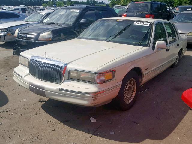 1LNLM82W4SY739535 - 1995 LINCOLN TOWN CAR S CREAM photo 2