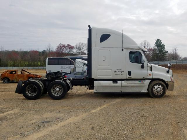 1FUJGLDV1CSBT0560 - 2012 FREIGHTLINER CASCADIA 125  photo 9