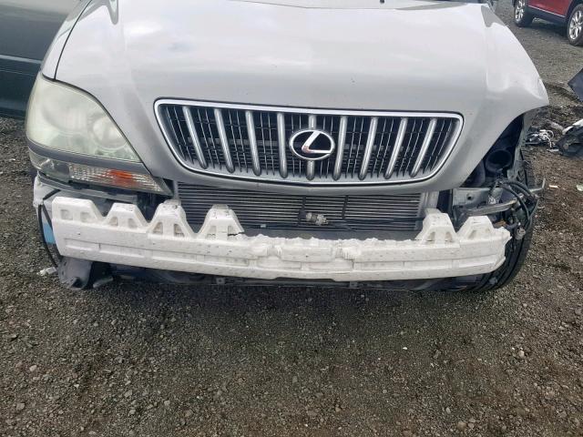 JTJHF10U320250049 - 2002 LEXUS RX 300 GRAY photo 9