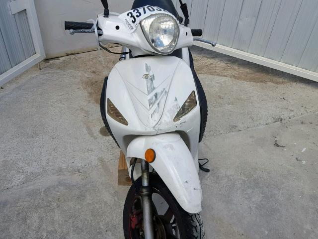 L8YTCKPK2CM500134 - 2013 SHENKE SCOOTER WHITE photo 9