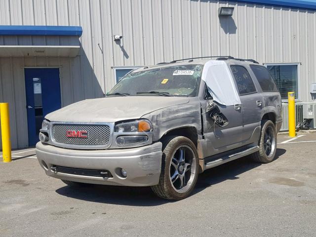 1GKEK63U94J189558 - 2004 GMC YUKON DENA SILVER photo 2