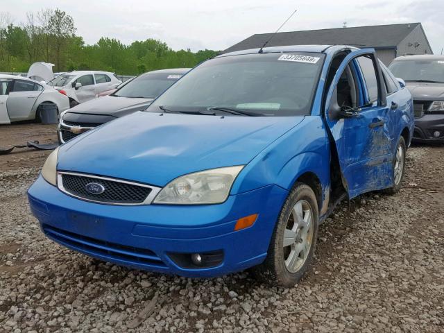 1FAFP34N07W145467 - 2007 FORD FOCUS ZX4 BLUE photo 2