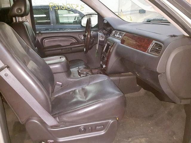 1GKFK66867J319884 - 2007 GMC YUKON XL D SILVER photo 5