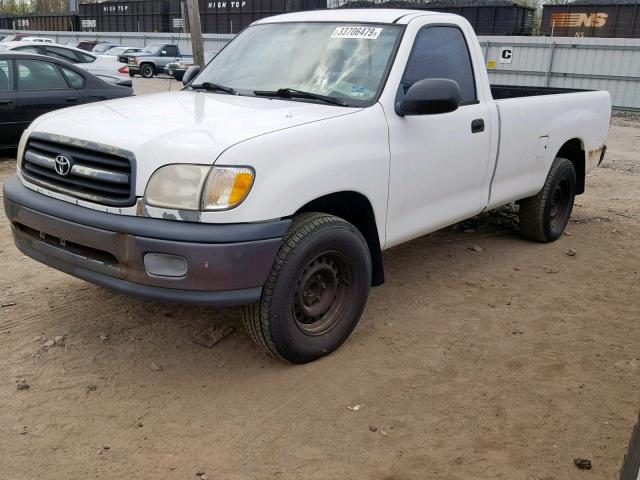 5TBJN3213YS113908 - 2000 TOYOTA TUNDRA WHITE photo 2