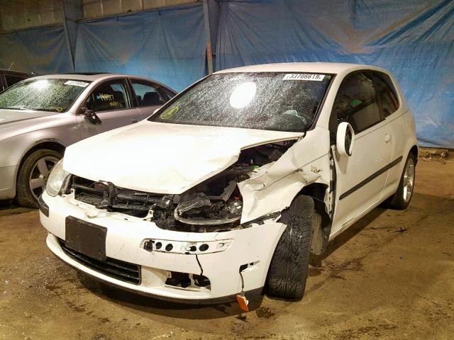 WVWBB71K98W306263 - 2008 VOLKSWAGEN RABBIT WHITE photo 2