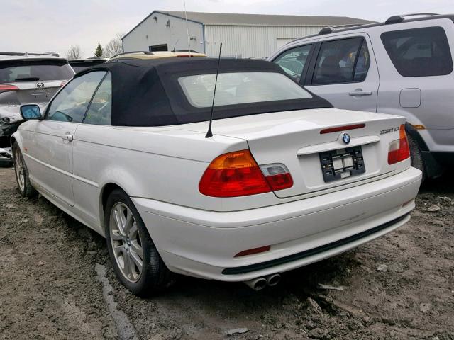 WBABS53462JU92381 - 2002 BMW 330 CI WHITE photo 3
