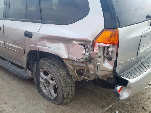 1GKDT13S342434178 - 2004 GMC ENVOY SILVER photo 9