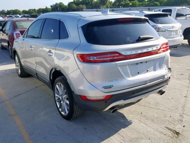 5LMCJ3C99GUJ18405 - 2016 LINCOLN MKC RESERV SILVER photo 3