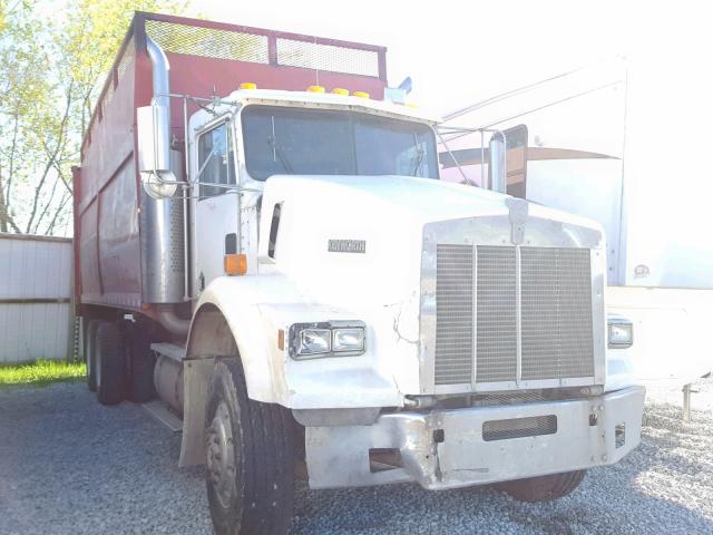 1XKDDR9X5PJ591042 - 1993 KENWORTH CONSTRUCTI WHITE photo 1