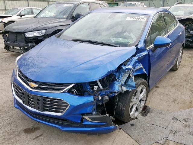 1G1BF5SM3J7152845 - 2018 CHEVROLET CRUZE PREM BLUE photo 2