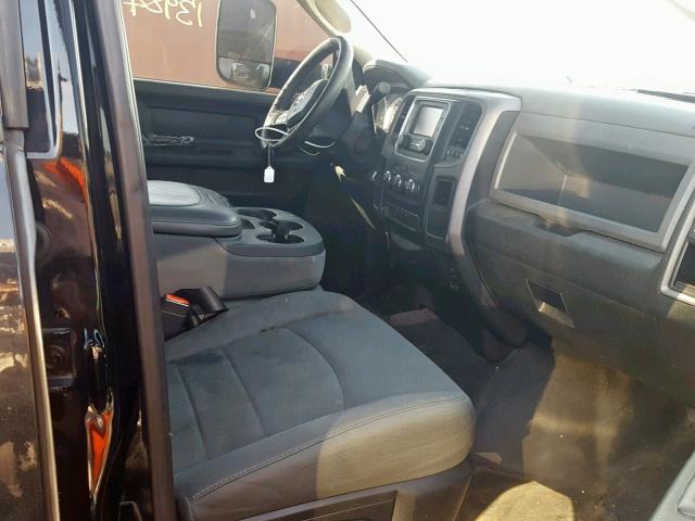 3C63RPGL1EG246853 - 2014 RAM 3500 ST BLACK photo 5