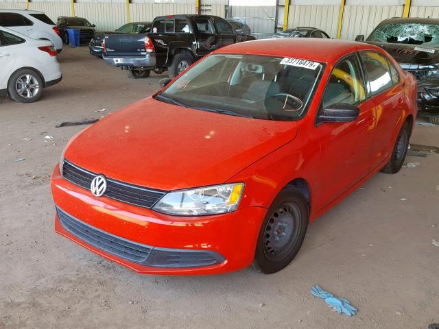 3VW2K7AJ2CM405861 - 2012 VOLKSWAGEN JETTA BASE RED photo 2