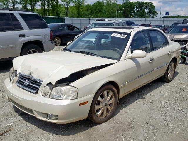 KNAGD128865446658 - 2006 KIA OPTIMA LX WHITE photo 2