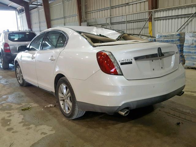 1LNHL9DR3AG611622 - 2010 LINCOLN MKS WHITE photo 3