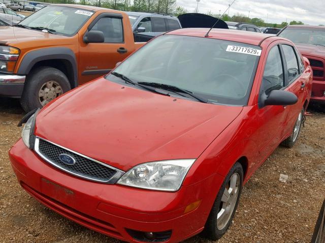 1FAFP34N67W311605 - 2007 FORD FOCUS ZX4 RED photo 2