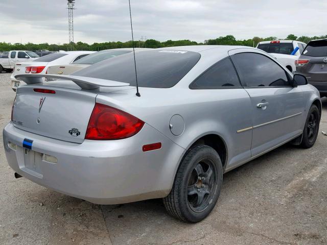 1G2AL15F577193217 - 2007 PONTIAC G5 SILVER photo 4